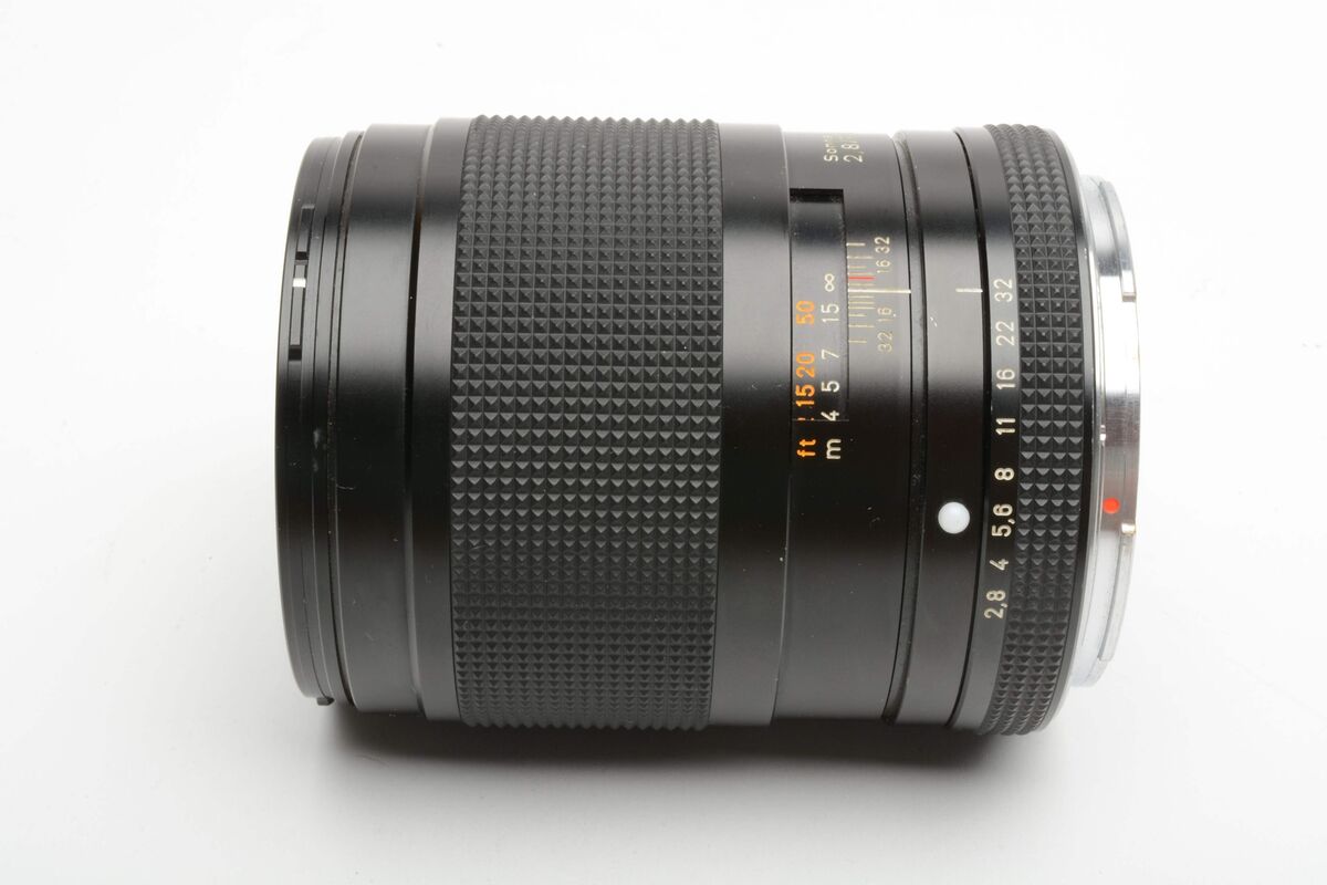 Contax 645 Zeiss T* 140mm f2.8 Sonnar lens, caps, pouch + Contax 645 Zeiss T* 140mm f2.8 Sonnar lens, caps, pouch +