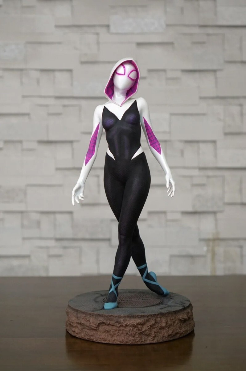 Spider-Gwen 1/4 Scale Custom Statue Spider Gwen Stacey Miles Spider-Gwen 1/4 Scale Custom Statue Spider Gwen Stacey Miles