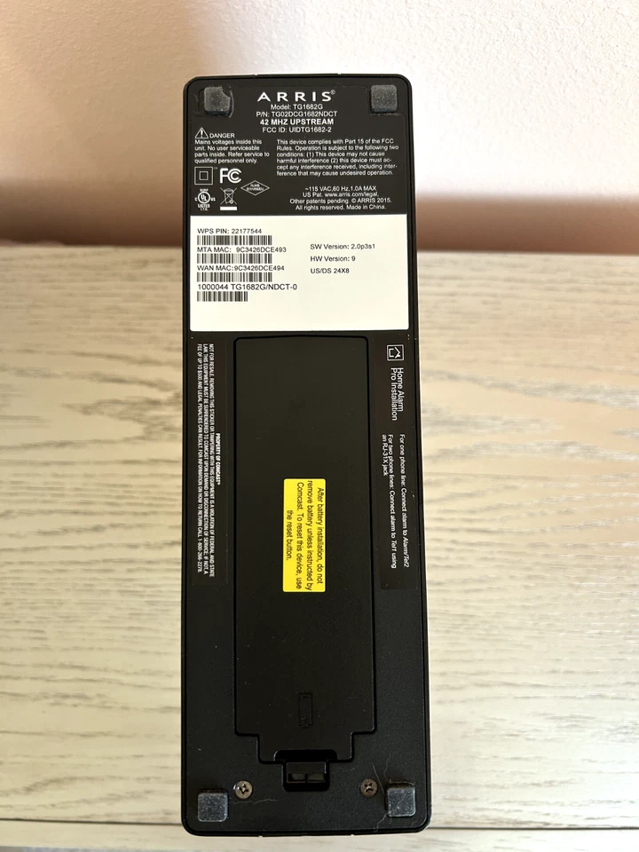 Xfinity Xb3 Dual-Band Wi-fi 802.11ac Cable Modem DPC3941T - Image 4 of 4