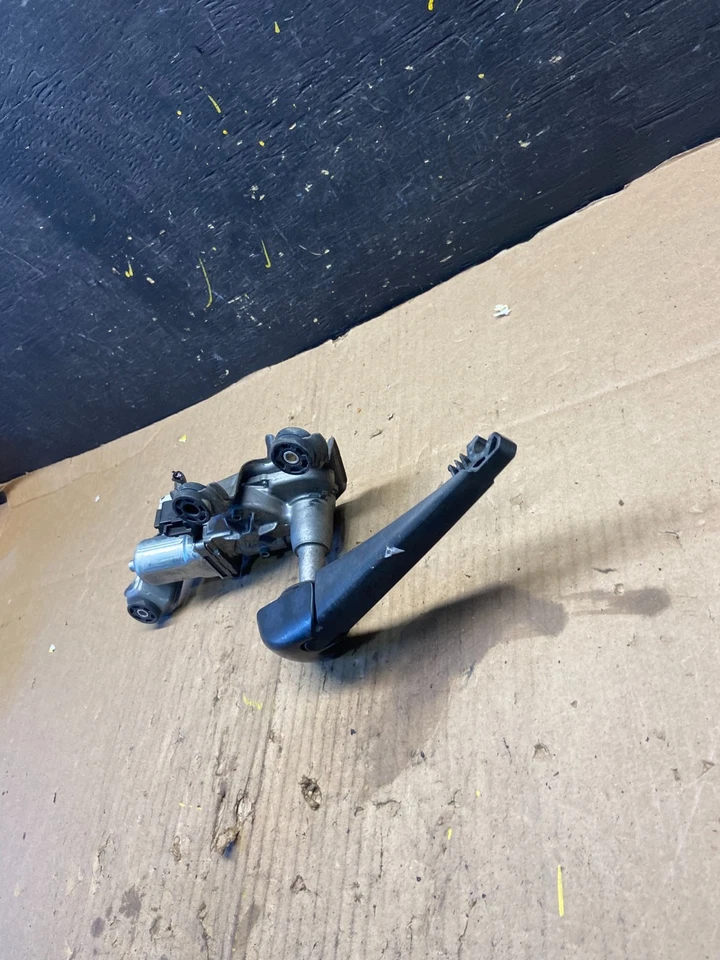 Motor limpiaparabrisas trasero Scion xD 2008 a 2014 OEM t4286 DG Foto 3 de 4