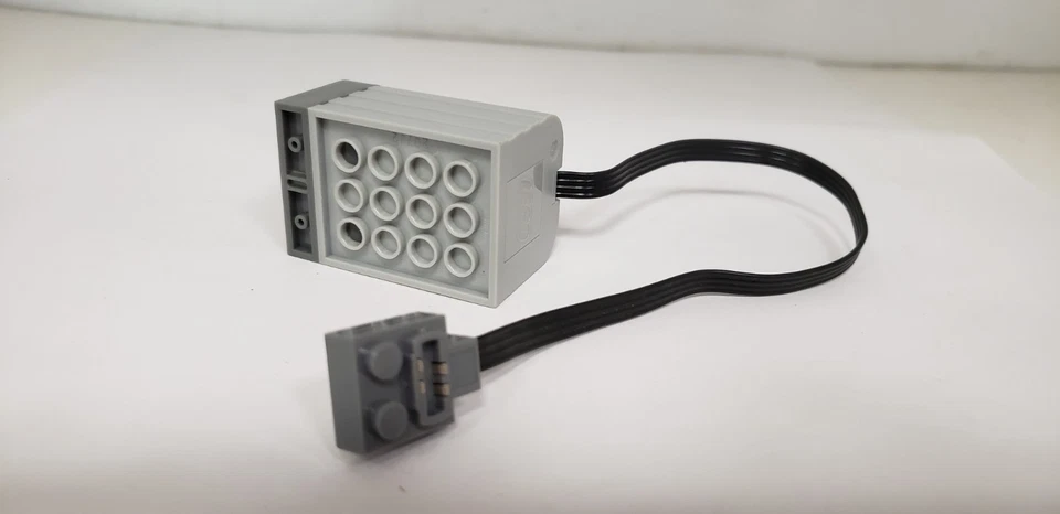 LEGO POWER FUNCTIONS E-MOTOR, GEAR REDUCTION RATIO 9.5 : 1 (9670/87577c01) - Image 3 of 4