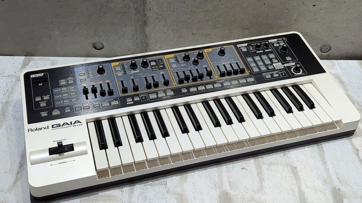 Roland GAIA SH-01 Synthesizer 37 Keys Used free shipping Roland GAIA SH-01 Synthesizer 37 Keys Used free shipping