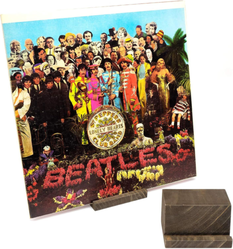 EXCELLO GLOBAL PRODUCTS Small Wood Record Holder Shelf: Wall Mounted Brown