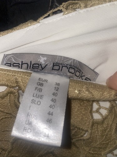Damen Etui Kleid 38 von Ashley brooke weiß mit echter spitze in beige - Bild 5 von 5