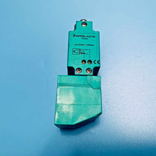 Pepperl+Fuchs VariKont NJ30P+U1+A2 Inductive Sensor - Picture 3 of 10