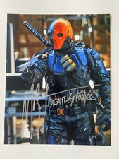 MANU BENNETT In Person Signed Autograph 20x25cm Arrow