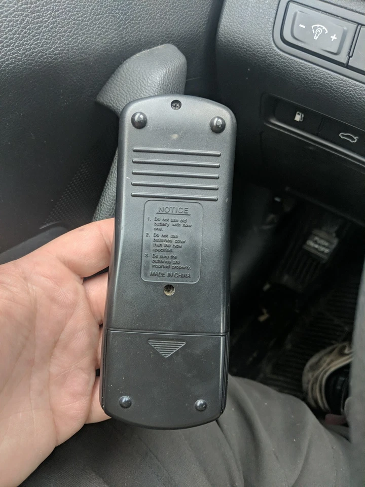 Sylvania Funai Emerson N9377 Remote Control VCR SSV6001 RTN9377 - Image 2 of 2