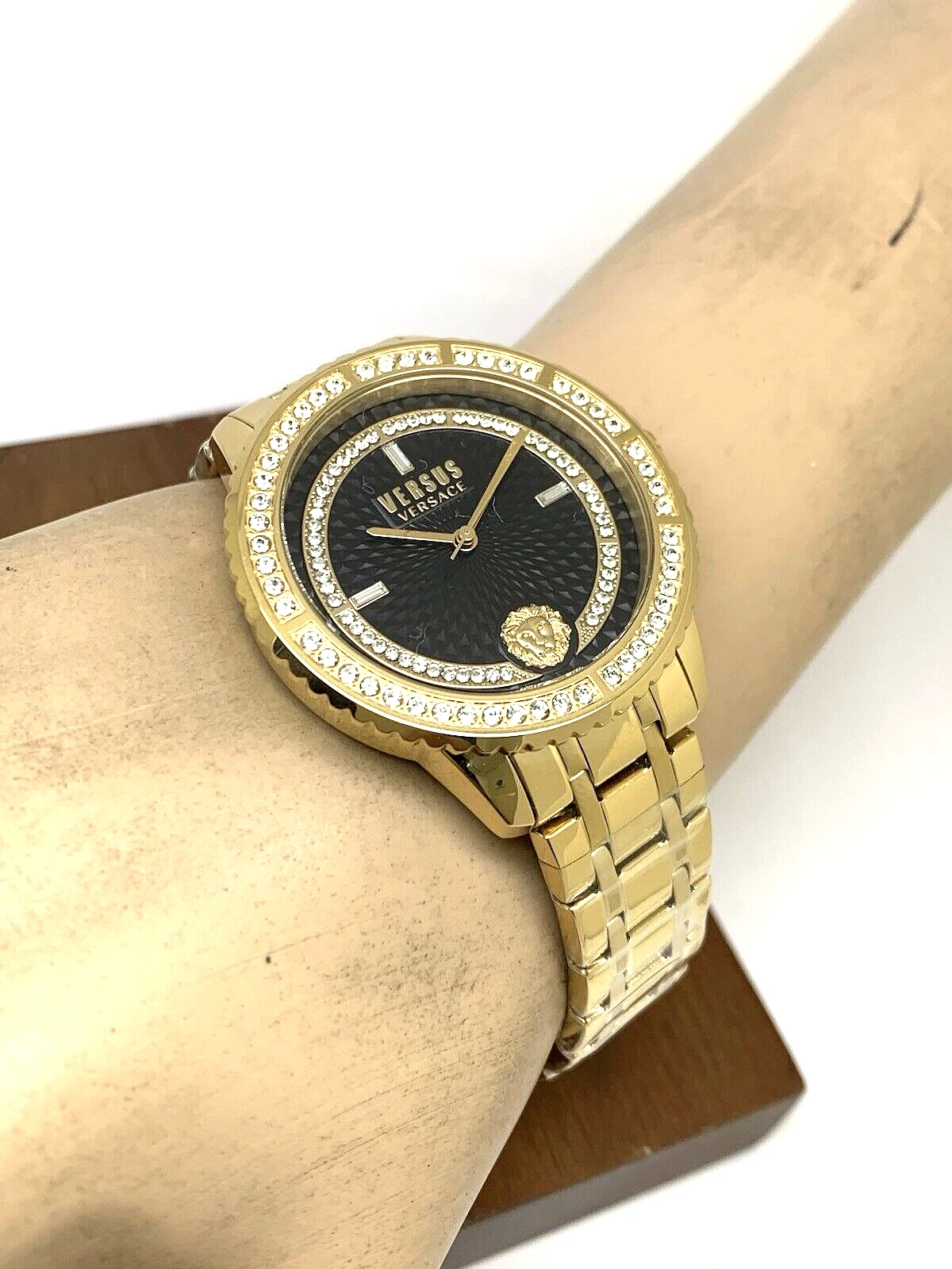 Orologio Donna Versus by Versace VSPLM3121 Quadrante Nero Acciaio Inox Oro 40mm