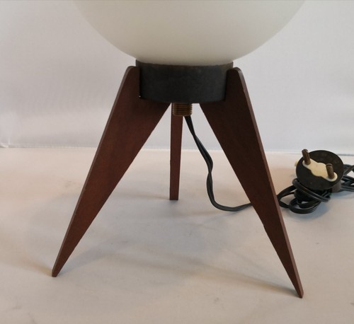Piccola lampada da tavolo tripode design anni 50 Stilnovo? - Foto 3 di 8