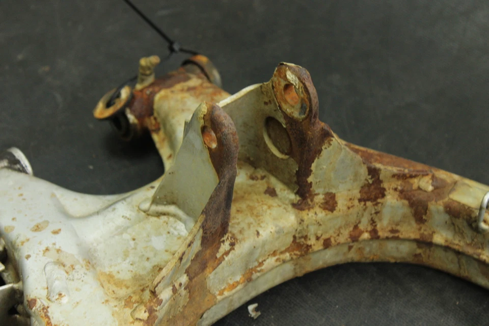 Yamaha Tw200 2007 basculante OEM B4422 Foto 3 de 4