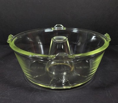Vtg Glasbake Heavy Angel Food Cake Glass Pan w/ Feet Bundt Baking Dish Mold 352