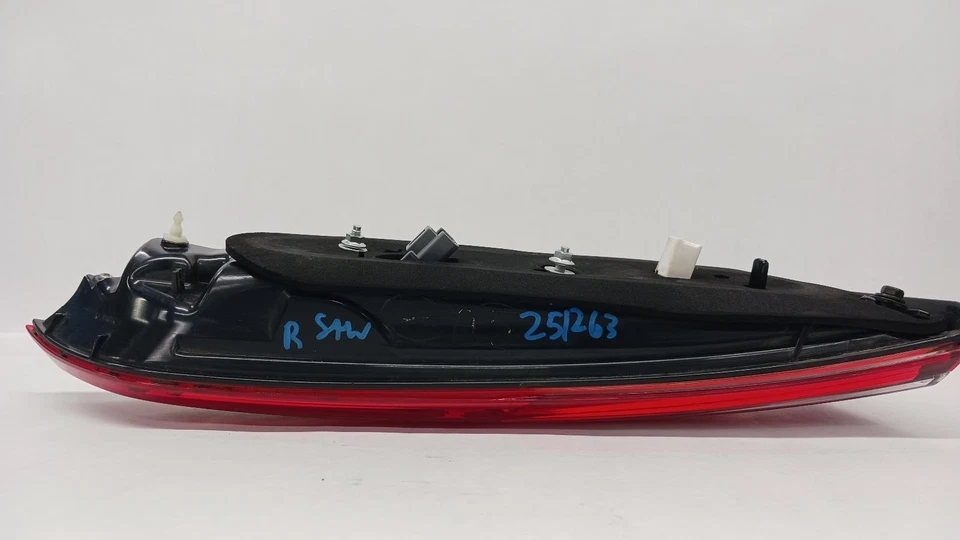 '16-'18 ACURA RDX pasajero derecho luz trasera interior OEM grado A! Foto 3 de 4