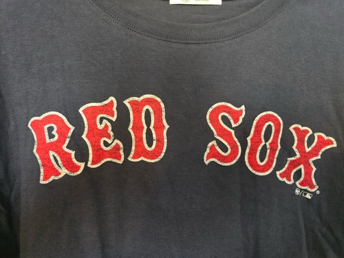 Boston Red Sox Woman’s Cropped Tee Red Lined Short Sleeves Size Medium NWT - Picture 5 of 7