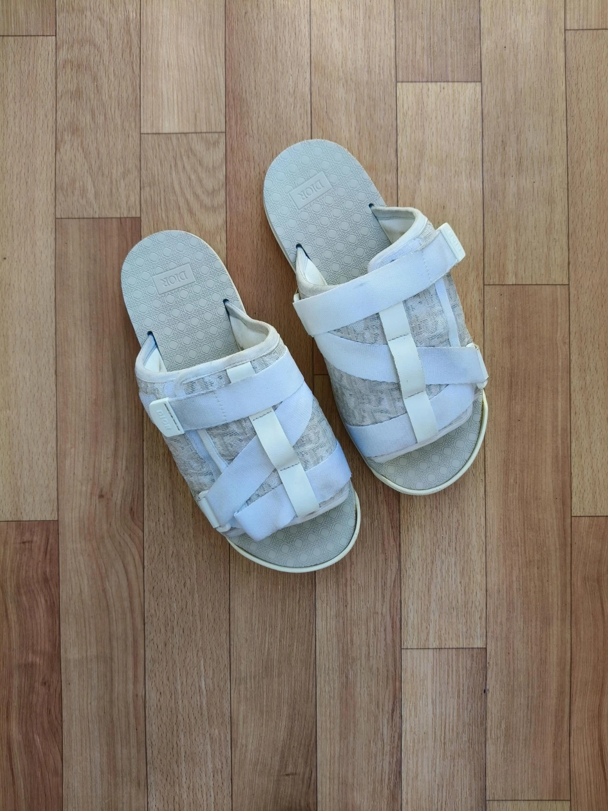 DIOR ALPHA SANDALE SLIDES BLANC CASSÉ BEIGE HOMME TAILLE 8 US, EU 42