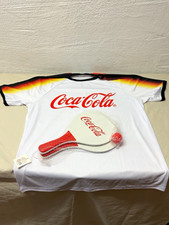 Coca-Cola Sportshirt Trikot Gr. L mit Beachball-Schl&auml;gern und Ball neu
