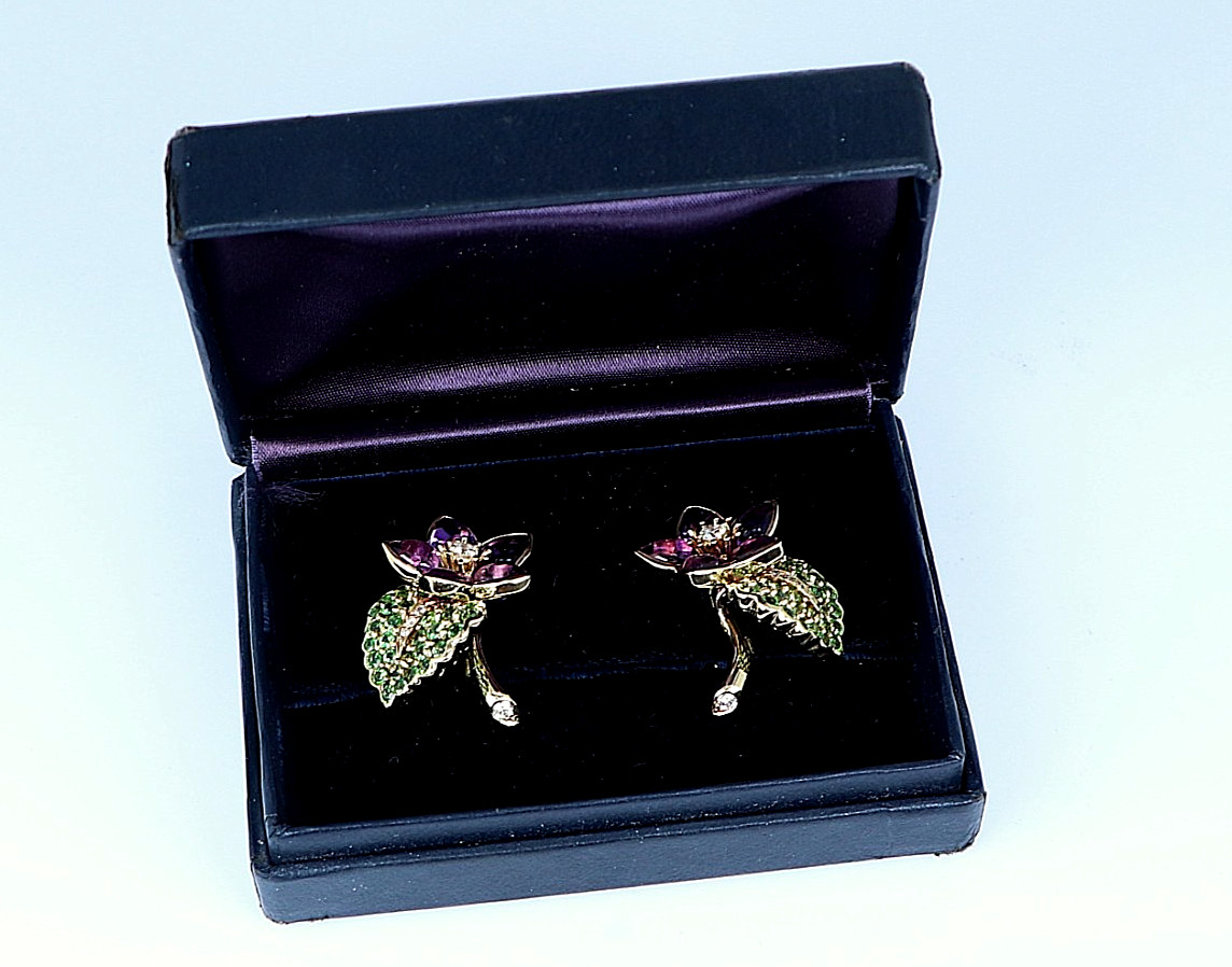 RARE Vintage Estate Tiffany 18k Gold Amethyst Tsavorite Diamond Flower Earrings image 3
