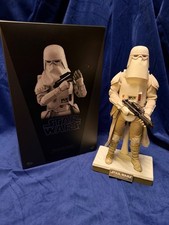 Hot Toys Snowtrooper Star Wars Empire Strikes Back 1 6th Scale Figure MMS397