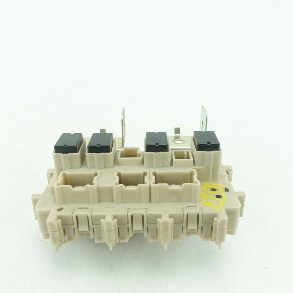 Nissan Titan 2016 2017 2018 2019 tablero caja de conexiones de fusibles Foto 2 de 4