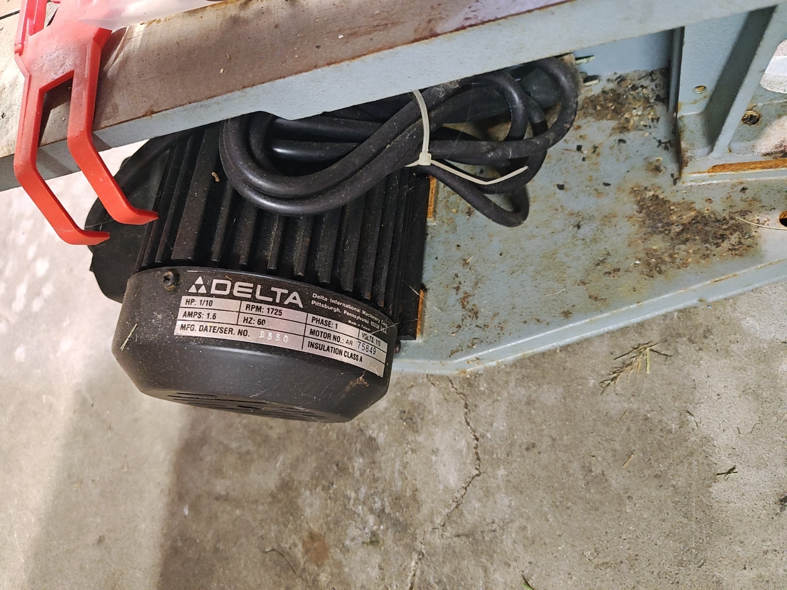 Delta 15" Scroll Saw Heavy Duty Cast Iron Tabletop Scroll Saw - Model 40-150