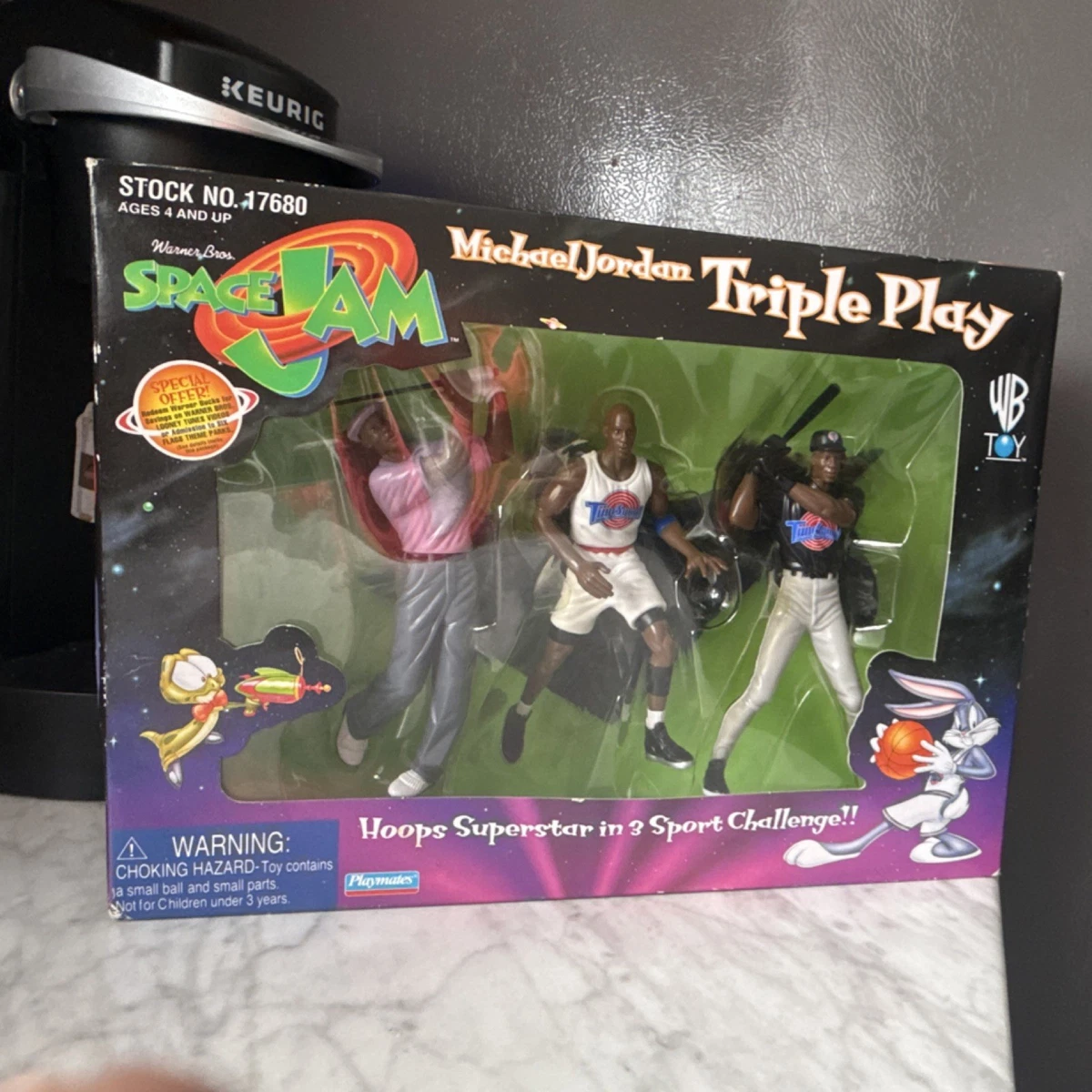 Preços baixos em Michael Jordan Space Jam Toy Indiana figuras de