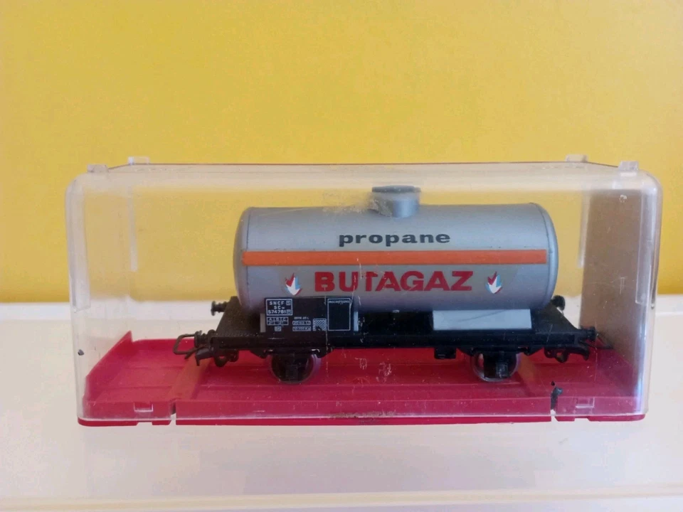 JOUEF, HO, wagon citerne BUTAGAZ, 2 essieux, Réf : 6370 - Photo 1/4
