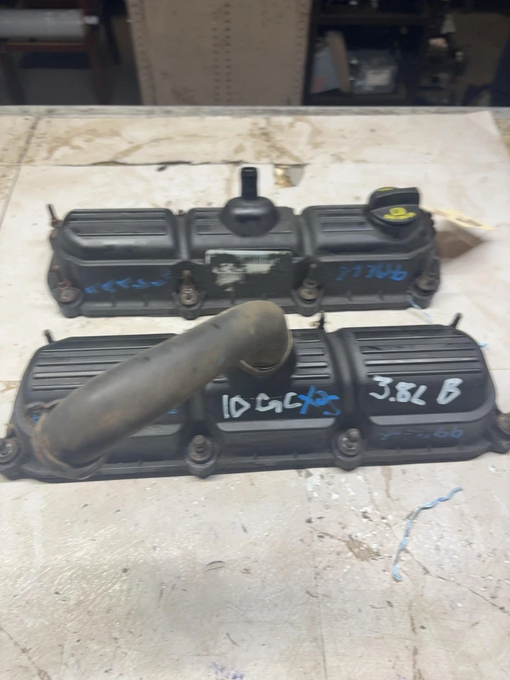 07-11 WRANGLER 04-10 CARAVAN TOWN COUNTRY 3.3L 3.8L Left Right Valve Covers Pair Foto 4 de 4