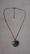 Green stone heart pendant necklace