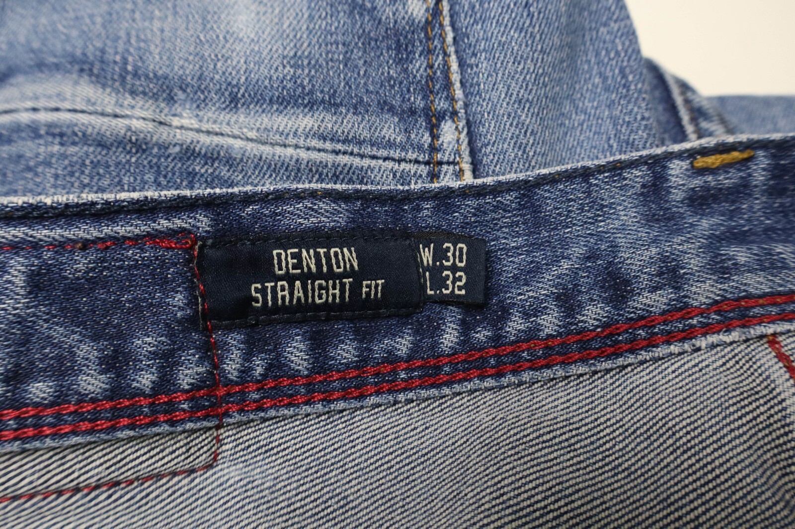 TOMMY HILFIGER Denton Straight Fit Jeans Men's W30/L32 Blue Whiskers Faded thumbnail 5