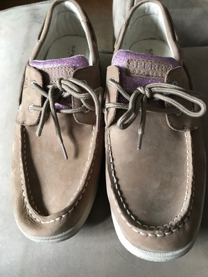 girls sperrys