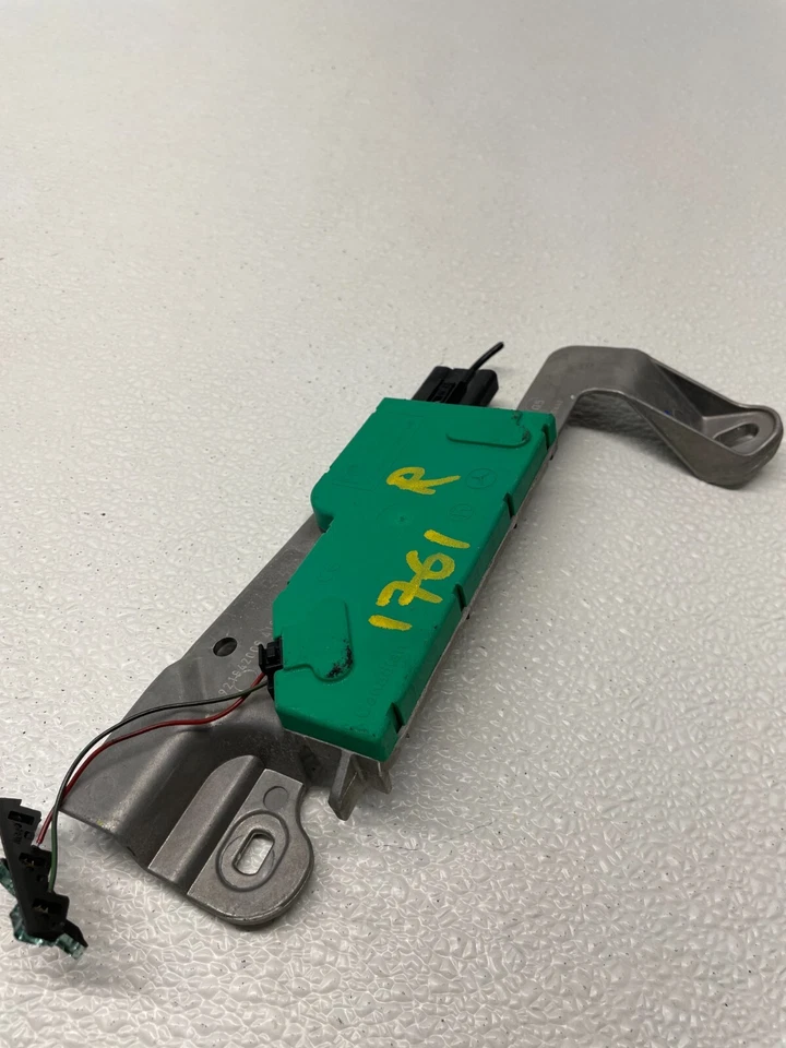 MERCEDES-BENZ E350 2006-2009 ANTENA TRASERA AMPLIFICADOR ESTÉREO AMPLIFICADOR A2118200689 Foto 4 de 4