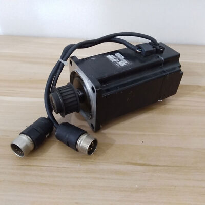 Ship within 24 hours Omron servo motor R88M-W75030H-S1-D refurbished