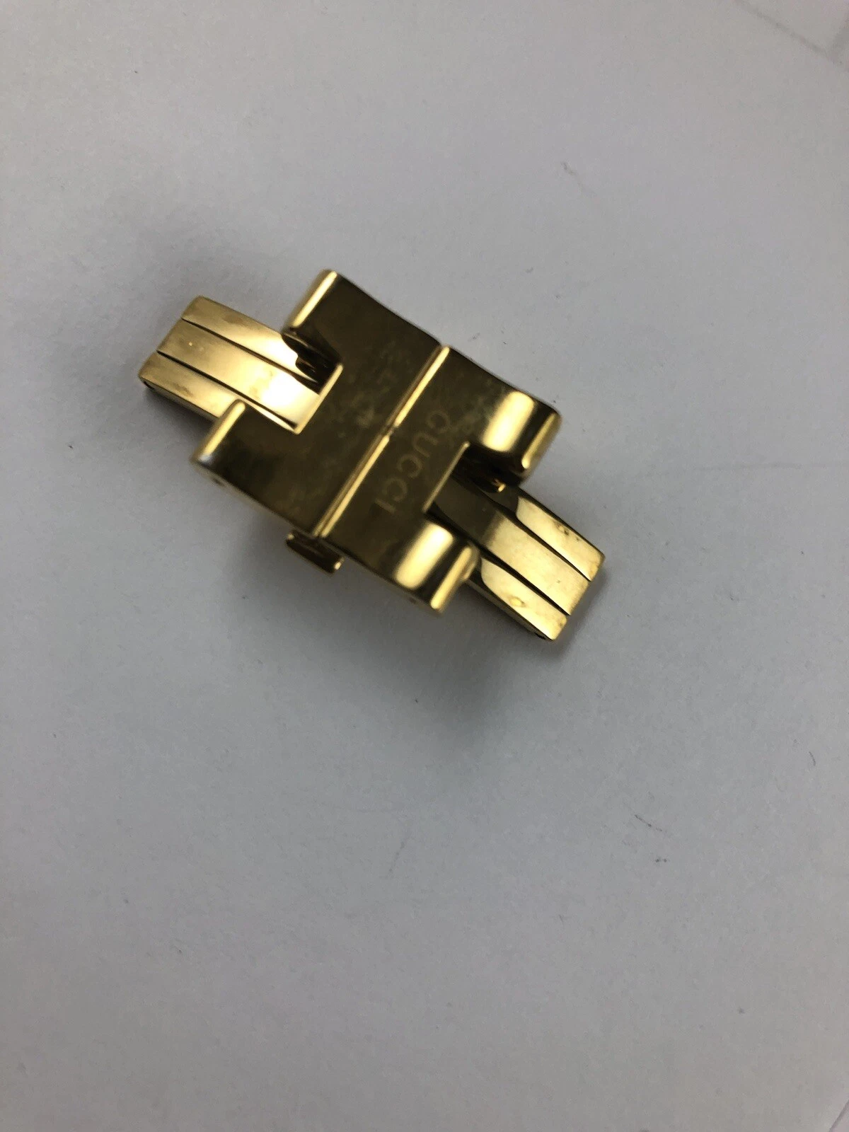 Authentic Gucci 2305 Gold Tone Watch Band lock