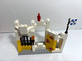 LEGO Pirates I:  Broadside Brig 6259 (1991) + Harbor Sentry 6245 + Treasure 6235