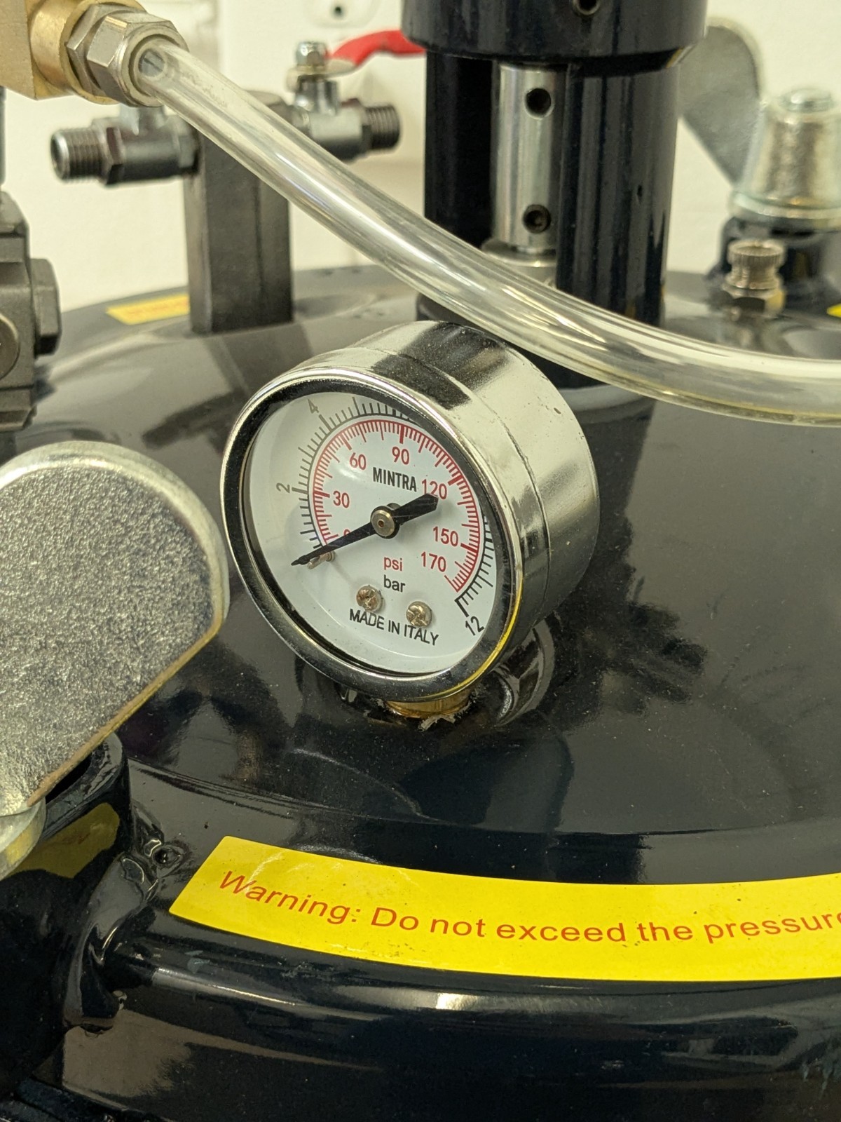 Berkebile Pressure Pot System 5 Gal Tank 90 PSI Max BPFC-PROSYS5 Scratch N Dent