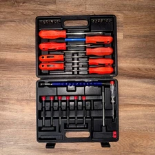 Screw Drivers  Tool set used