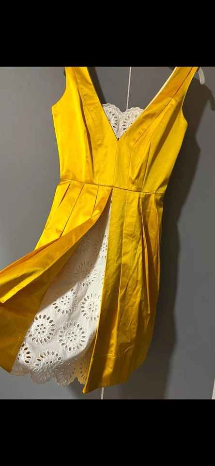 DVF Диана фон Furstenberg «Элиза» блестящий желтый с белым кружевом линия платье размер 2 - Изображение 4 из 4