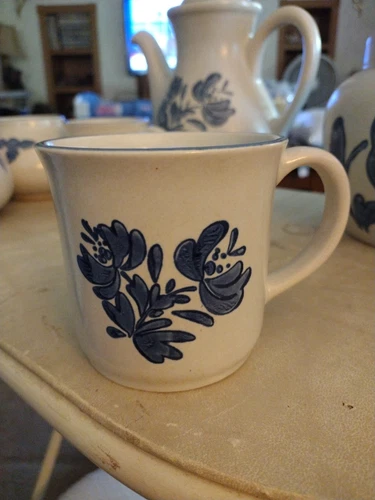 Vintage Pfaltzgraff Beige & Blue Stoneware 289 Tea Coffee Mug 