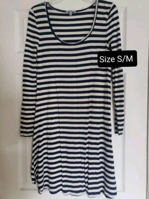 charlotte russe t shirt dress Charlotte Russe Women's Jersey Summer T-shirt Dress Stretchy Midi Striped  S/M