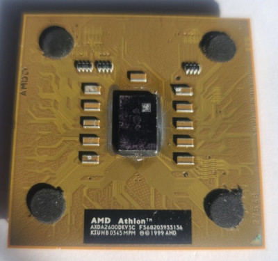 AMD/Athlon XP 2600+/Thoroughbred/Model 8/AXDA2600DKV3C/2.133GHz/Socket A/462/K7