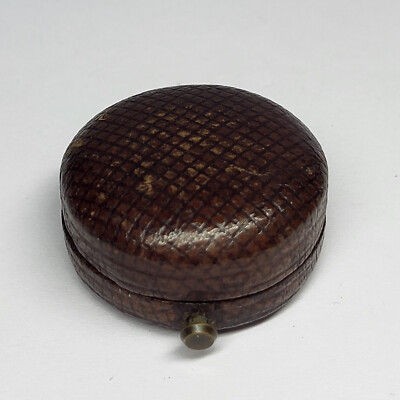 Rare Antique Small Empty PUSH BUTTON JEWELRY BOX for Coin or Medal