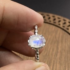 Superb Rainbow Moonstone With Delightful Sterling Silver 925 Awesome Ring