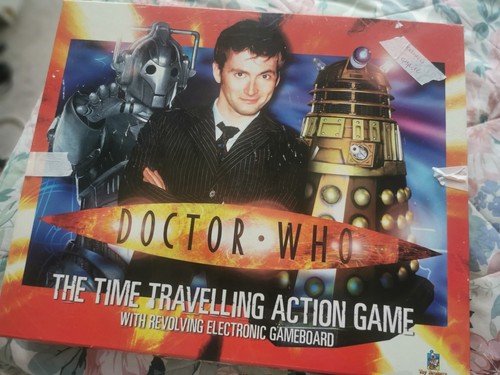 Vintage 2006 Doctor Who The Time Travelling Actionspiel (ohne Handbuch) - Bild 1 von 3