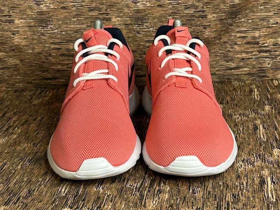 Nike Roshe One Zapatos Atléticos Tenis para Correr Mar Coral Rosa Para Mujer Talla 9” Foto 3 de 4