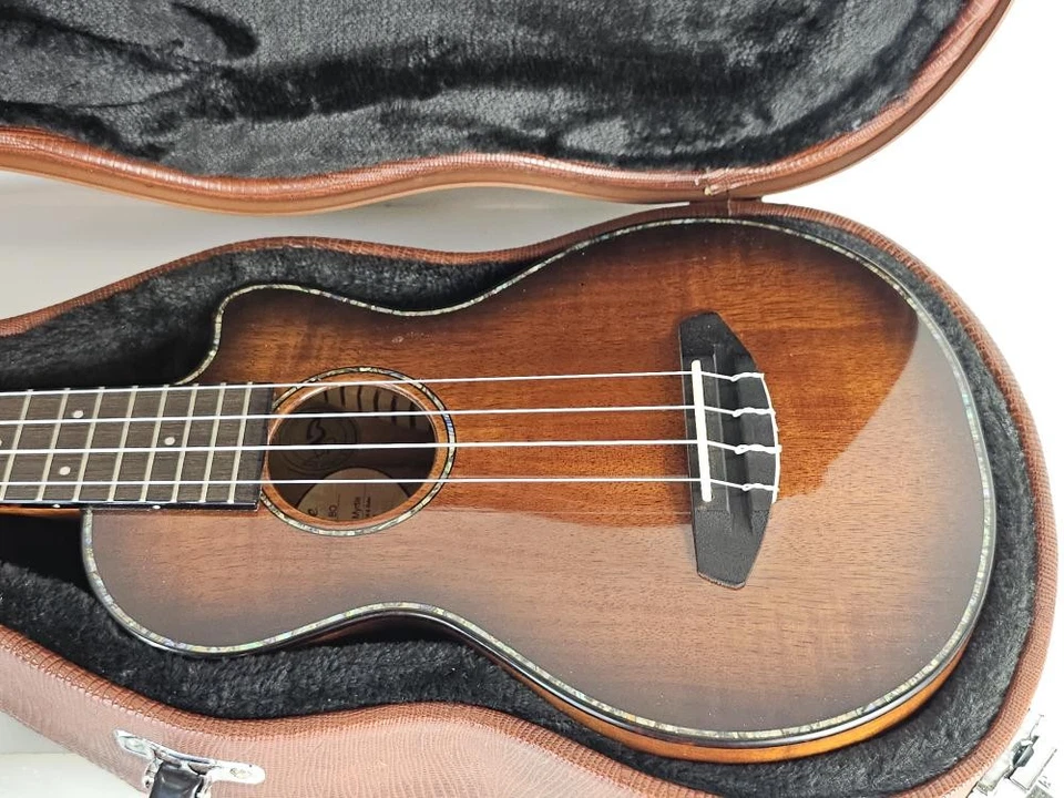 Breedlove Pursuit Ex CE CU Concert Acoustic Electric Ukulele Myrtle (AM1089038) - Image 4 of 4