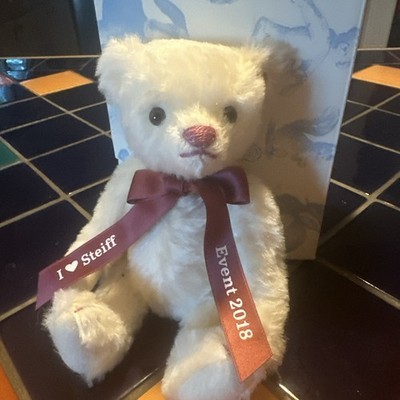 Steiff 2018 White Mohair Special Event 9  Teddy Bear Tag And Button