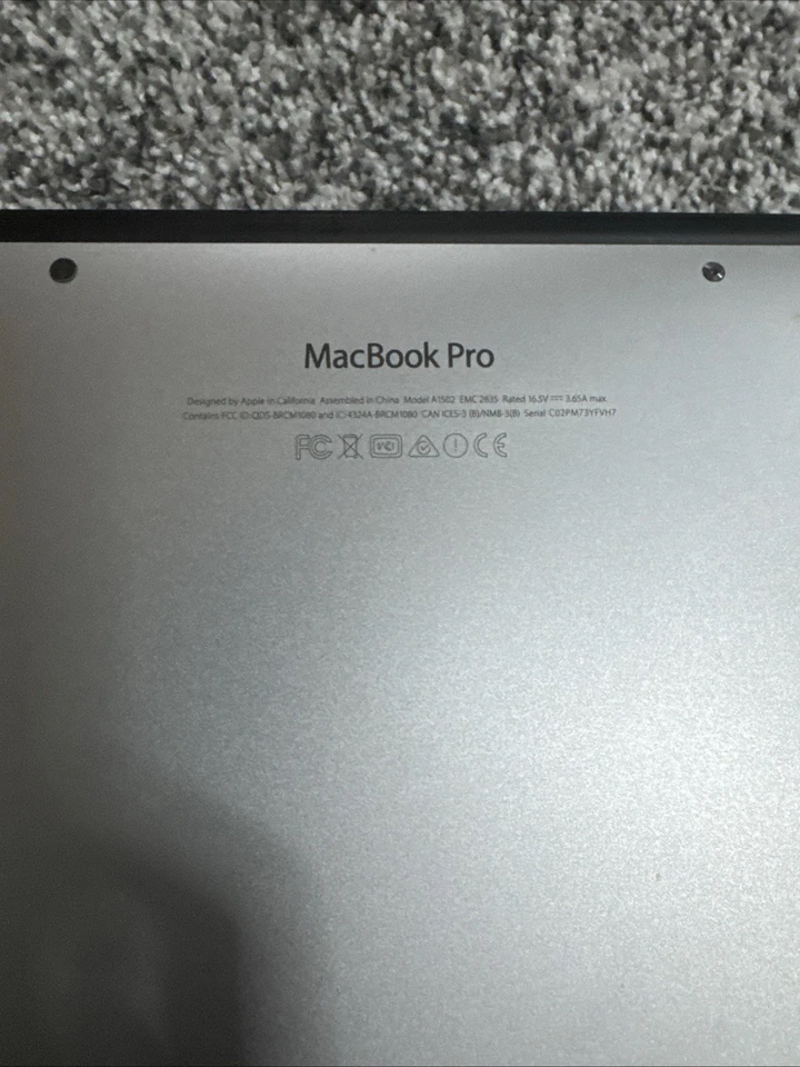 Apple A1502 MacBook Pro 8GB DDR3 - 256GB Yosemite Works Great! - Image 4 of 4