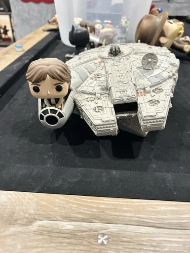 Funko POP! Star Wars Deluxe Han Solo In 13" Millennium Falcon On A Stand