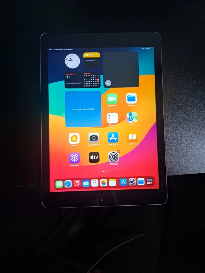 Apple iPad (6th generation) · 32GB · Cellular, photo 1 sur 5