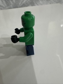 Lego Killer Croc Minifigure 7780 Classic DC Batman I Batboat 2006