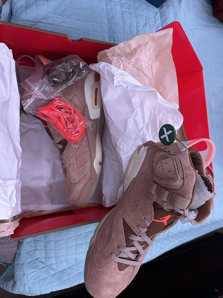 Size 11.5 - Jordan 6 Retro x Travis Scott Mid British Khaki